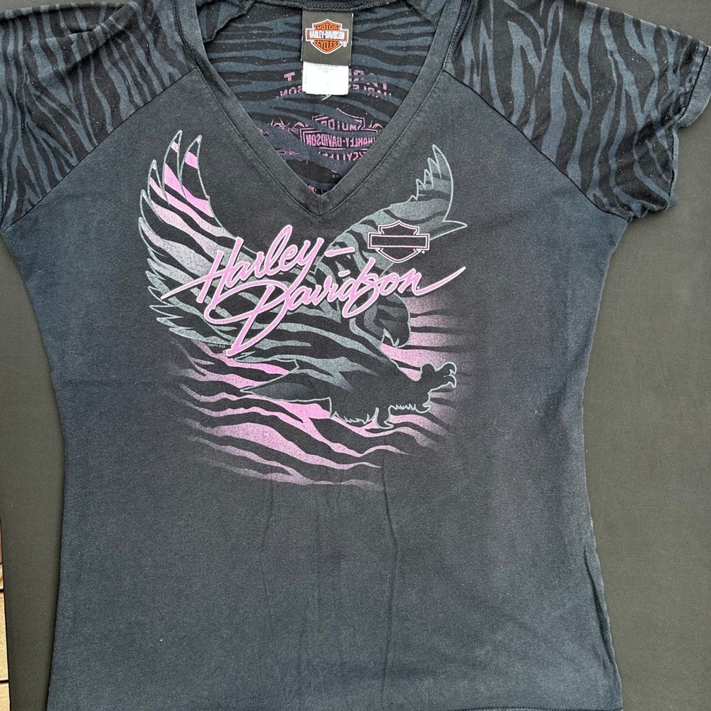 Harley-Davidson Womens 2011 Faribault MN Eagle Zebra Print V-Neck T-Shirt Large